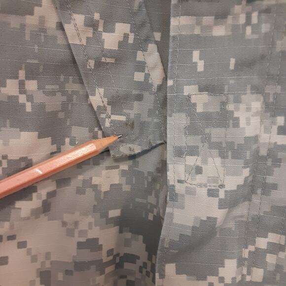 ACU US Army Combat Uniform Coat Size M Long 8415-01-519-8512 camouflage UCP - Picture 4 of 9